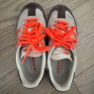 Adidas Sambas Womens 5.5 // Solar Orange Cream